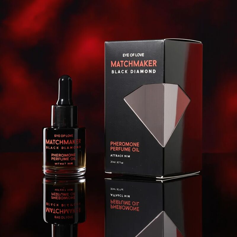 Frasco de aceite perfumado EYE OF LOVE Matchmaker Black Diamond junto a su caja negra